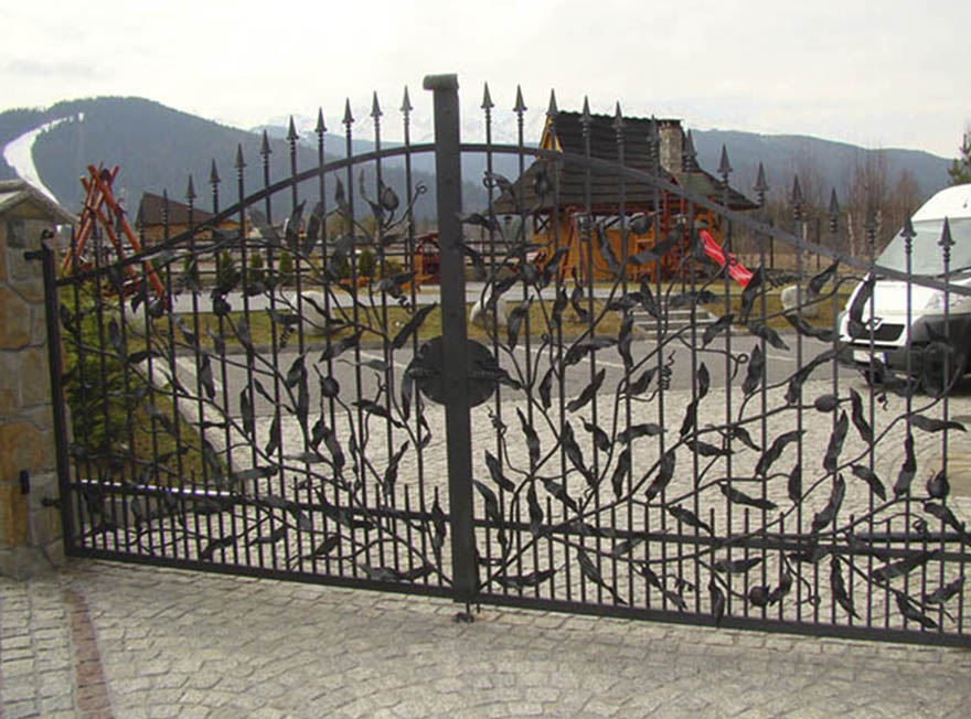 Кованые ворота в стиле Арт-Деко